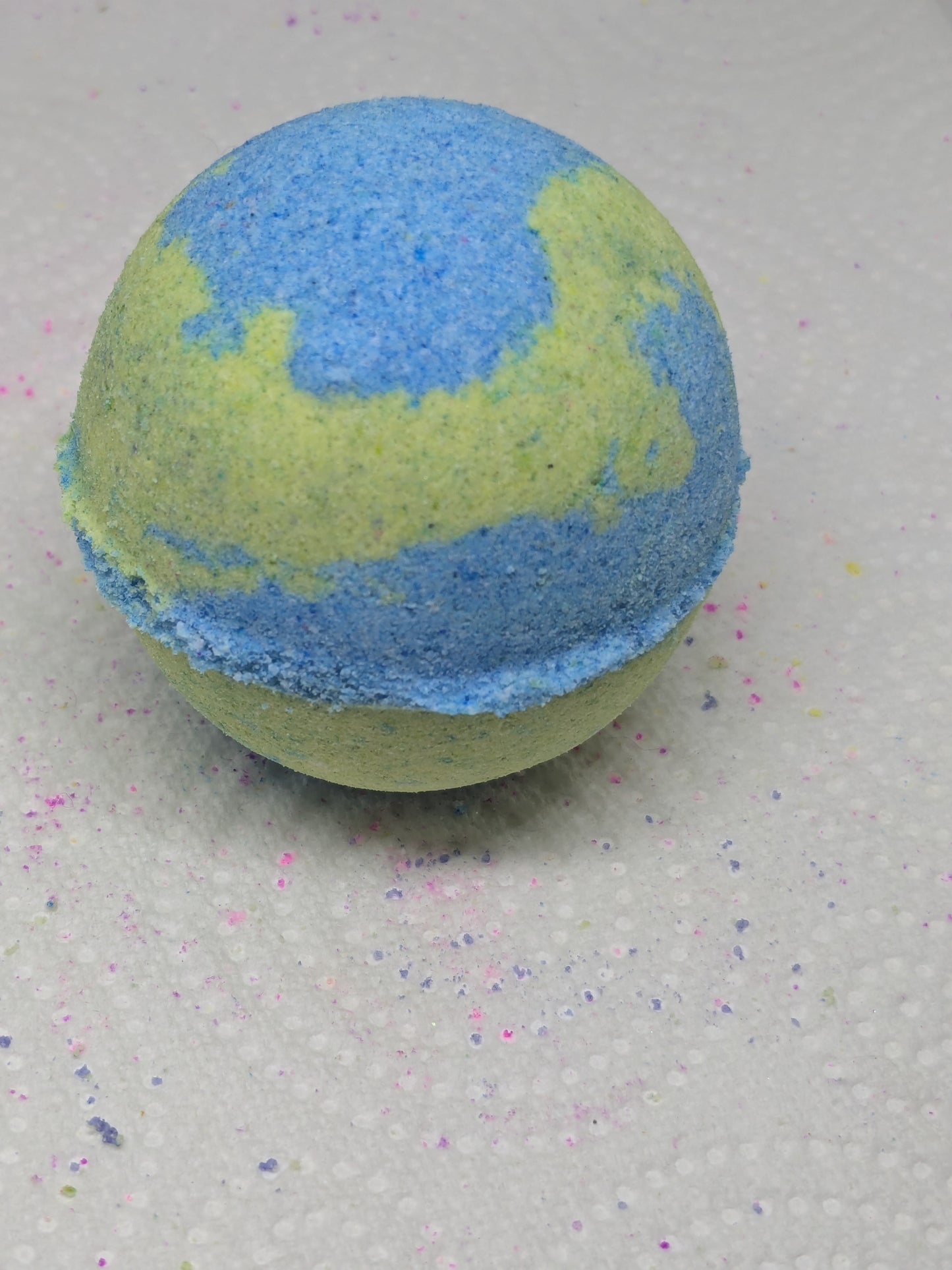 Deep Sea Therapy bath bomb