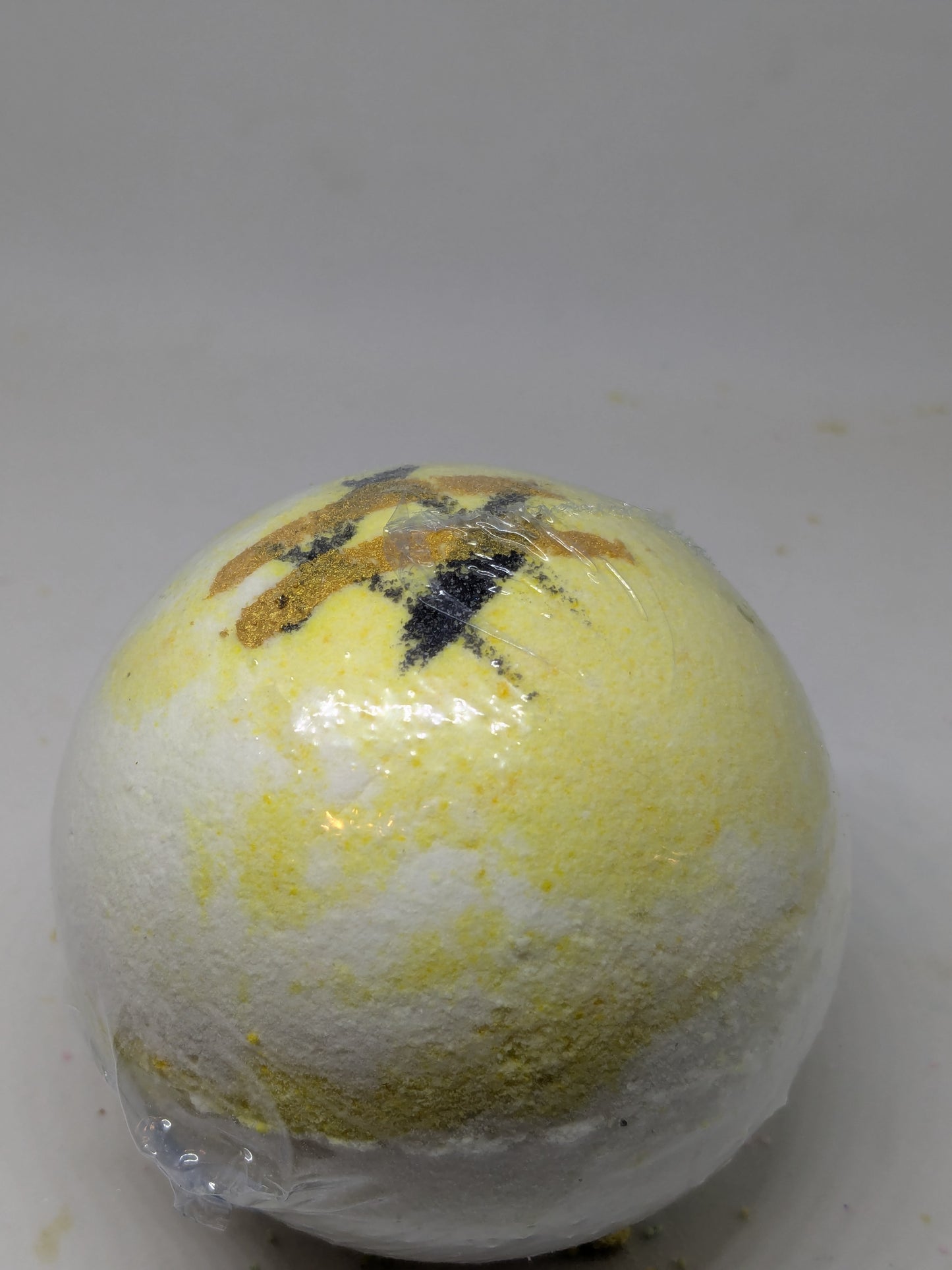 Foam Banana Bathbomb