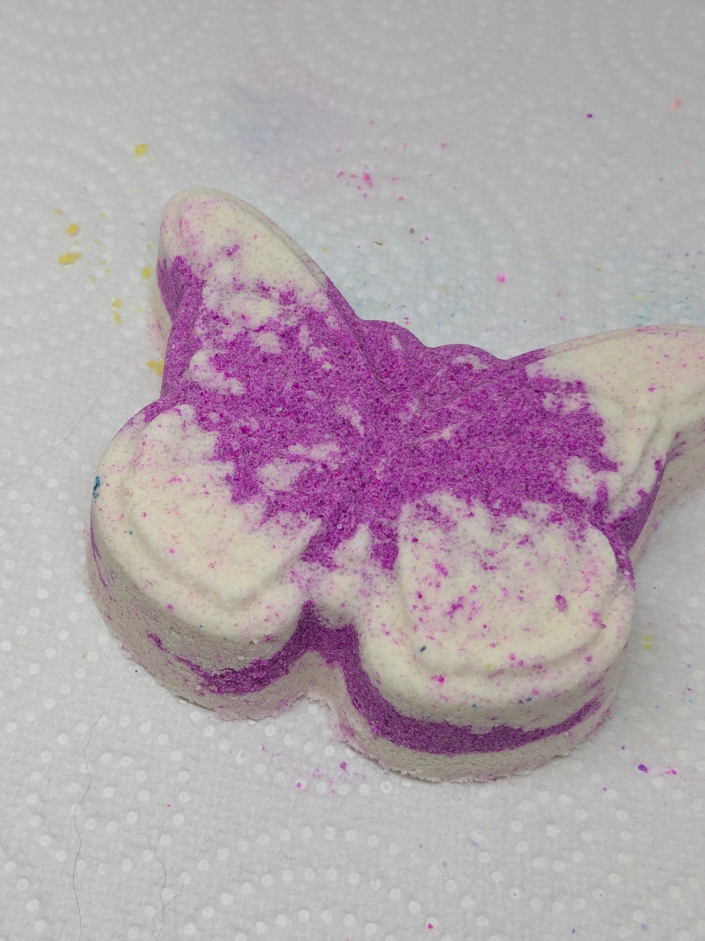 Rose & Rasberry jam bathbomb
