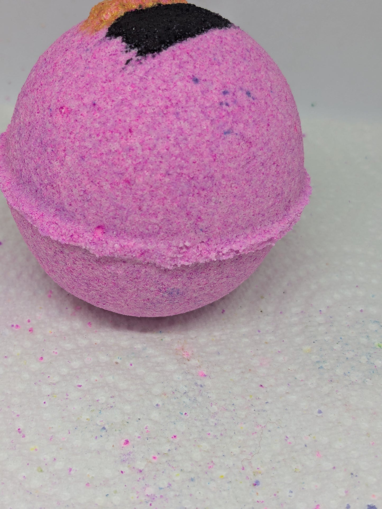 Strawberry Bon Bath bomb