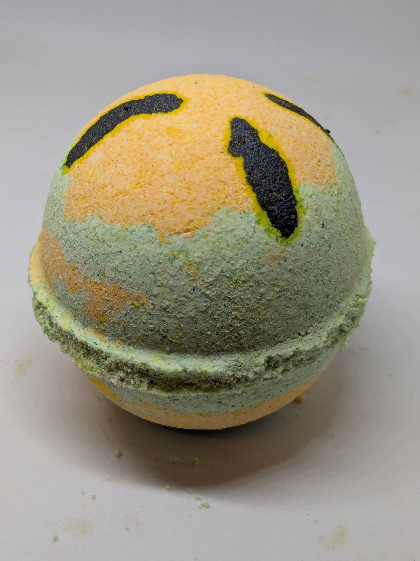Lemon and Lime Fizz Bathbomb